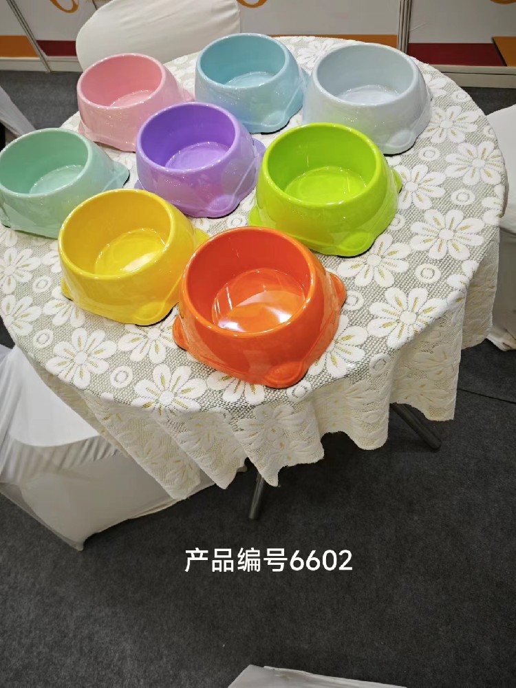 Melamine Pet Feeder